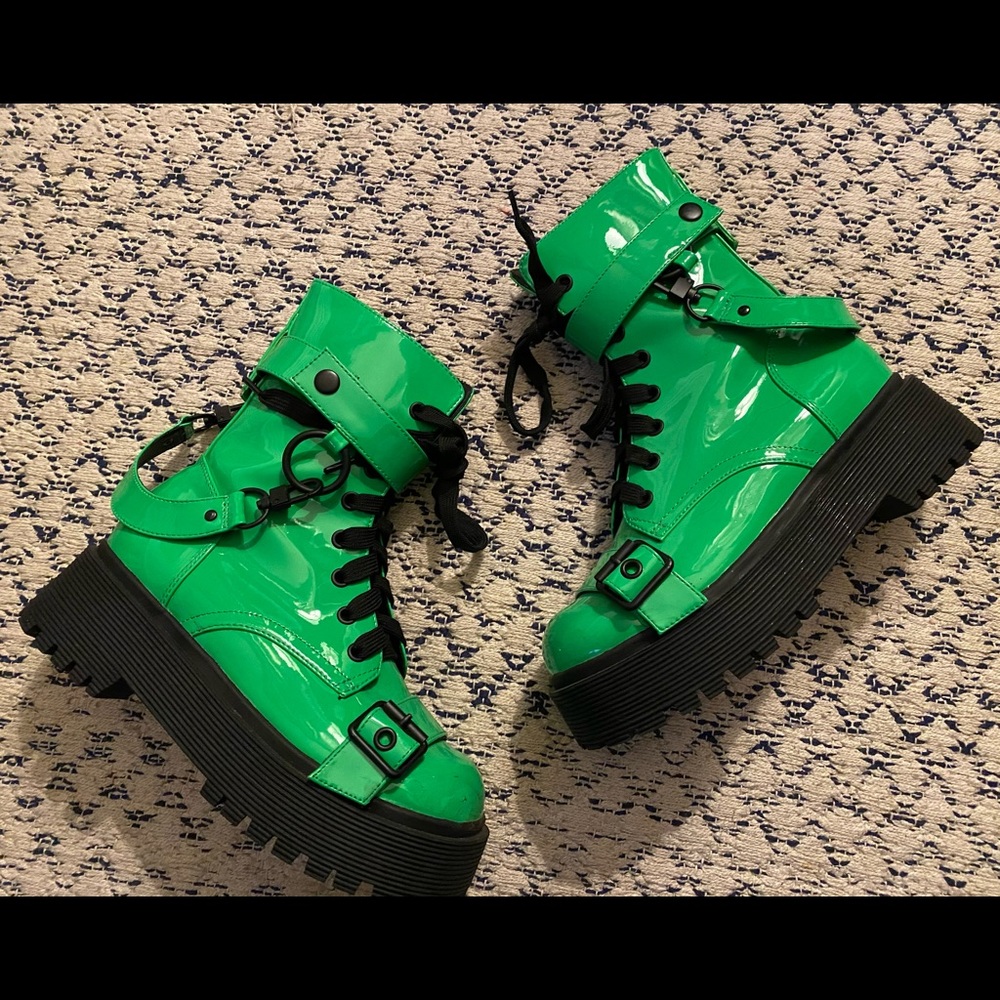 DOLLS KILL LIME GREEN BOOTS
